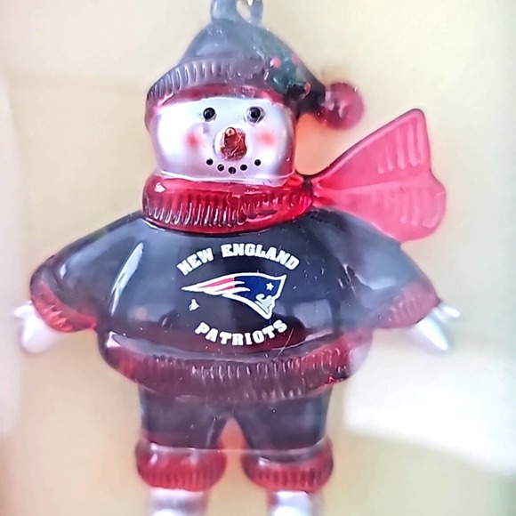 NFL Scottish Christmas New England Patriots Crystal Snowman Hand-Crafted 2.75" T - Picture 6 of 6